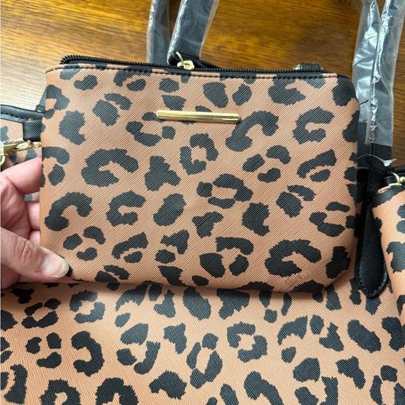 Leopard Print Tote, Wrislet/Crossbody, and Wallet Set - Picture 6 of 16
